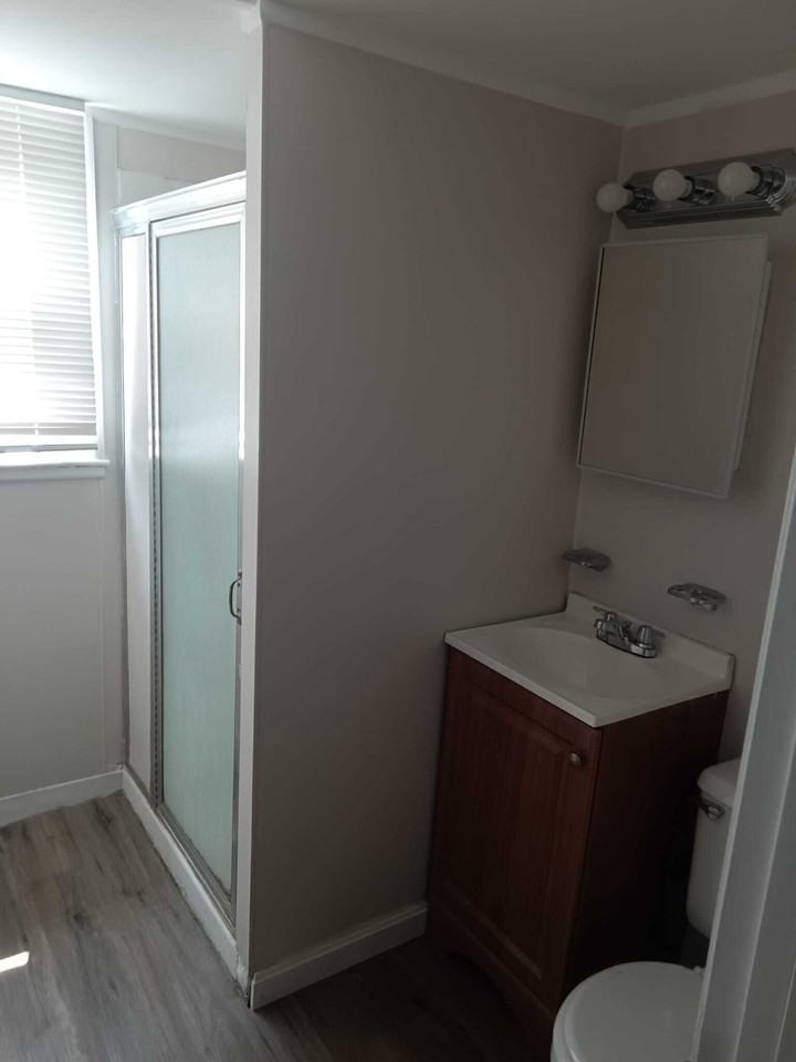 505 Washington Street - Photo 5 of 7