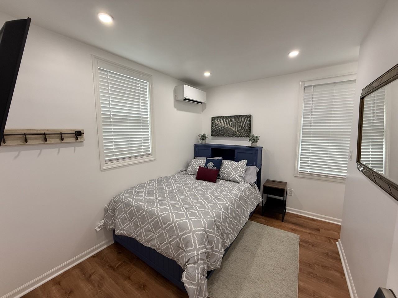 213 - 7812-7816 Eastern Avenue - Photo 2 of 14