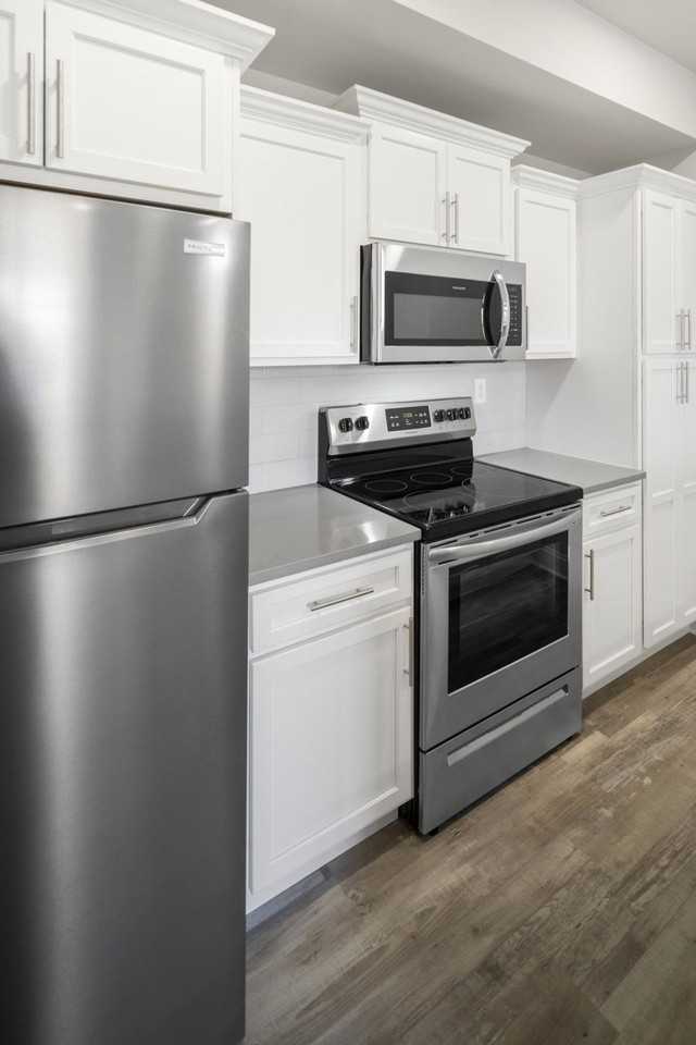 721 Burdeck St #3 - Photo 3 of 50