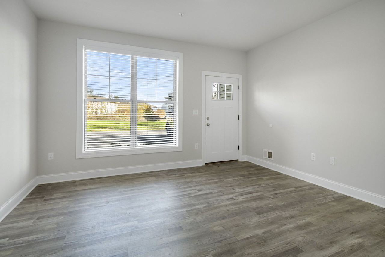 721 Burdeck St #3 - Photo 6 of 50