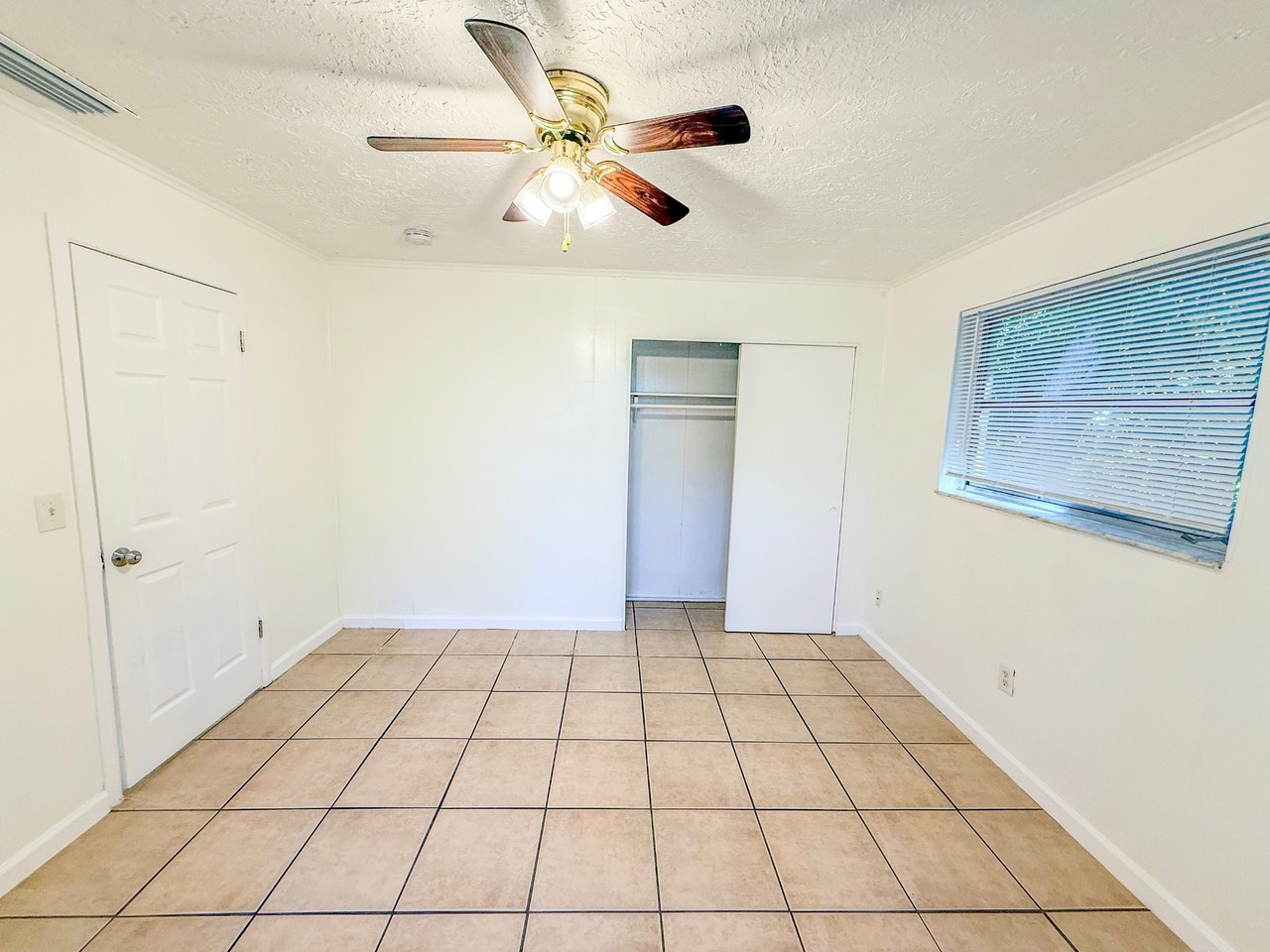 3063 Floweva Street - Photo 7 of 15