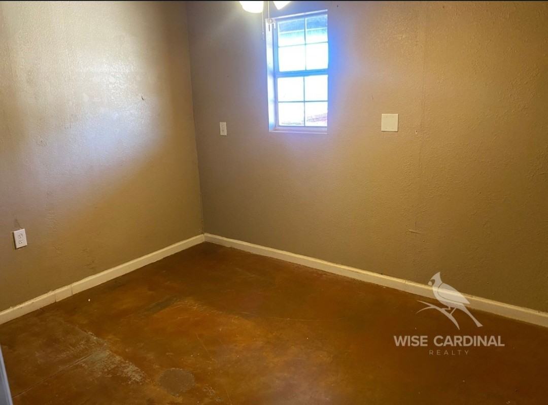 901 11th Street - Photo 6 of 19