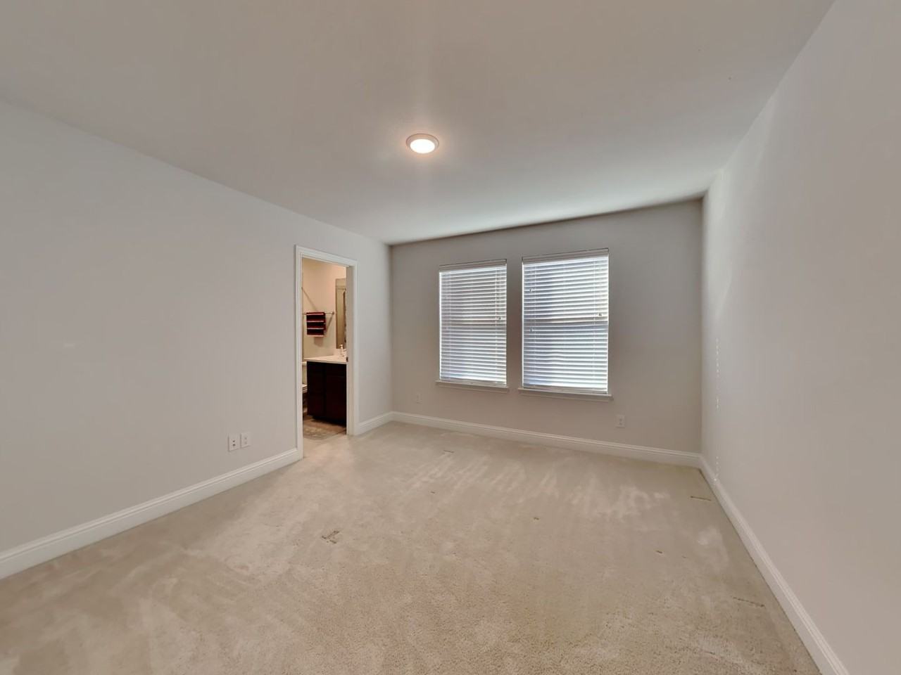 803 Tennessee Drive - Photo 3 of 21