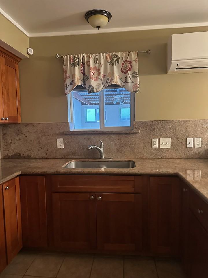 425 South Lanai Street - Photo 5 of 11