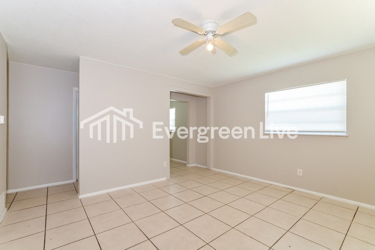 3206 Dragoon Place - Photo 4 of 16