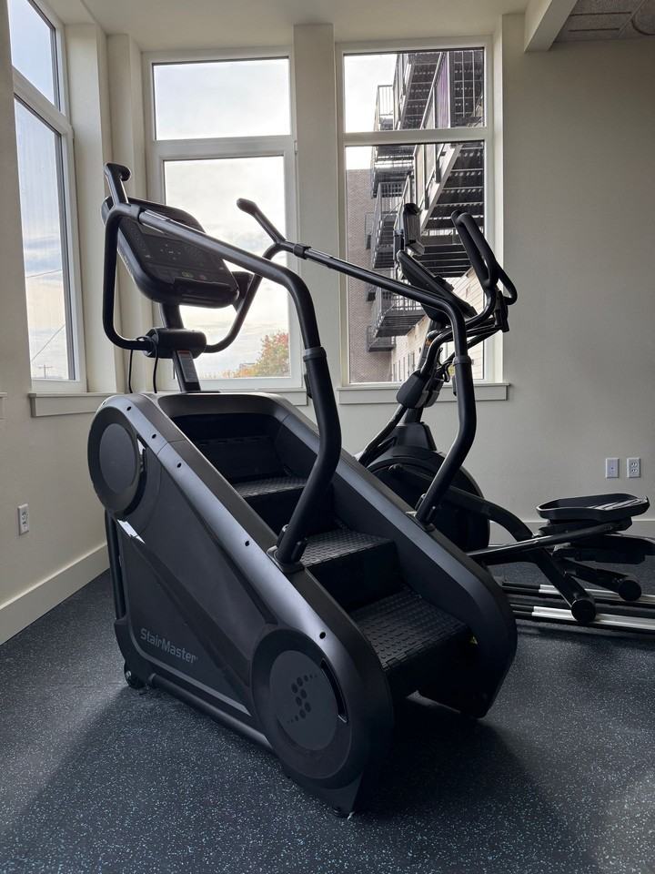 Livingston - Photo 6 of 30