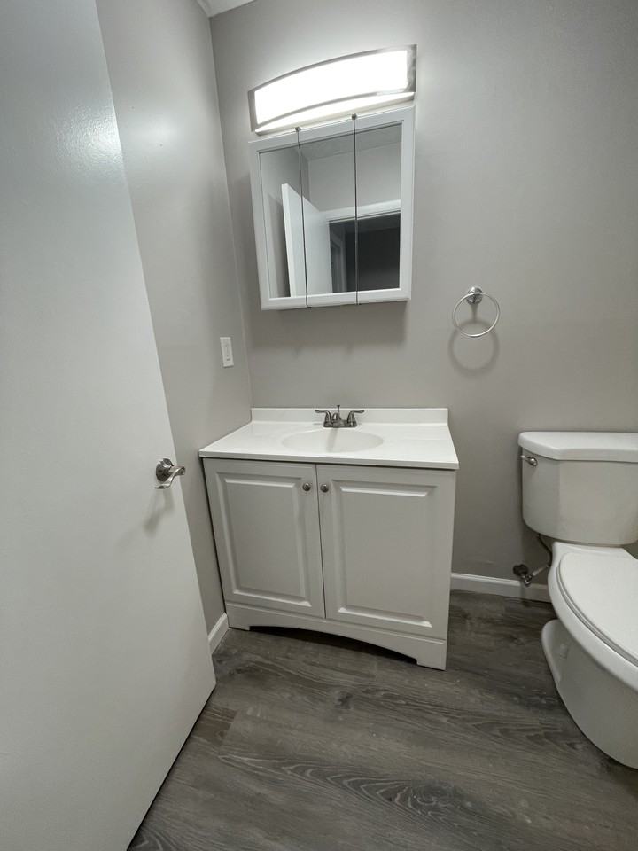 Scheel Townhomes - Photo 5 of 25