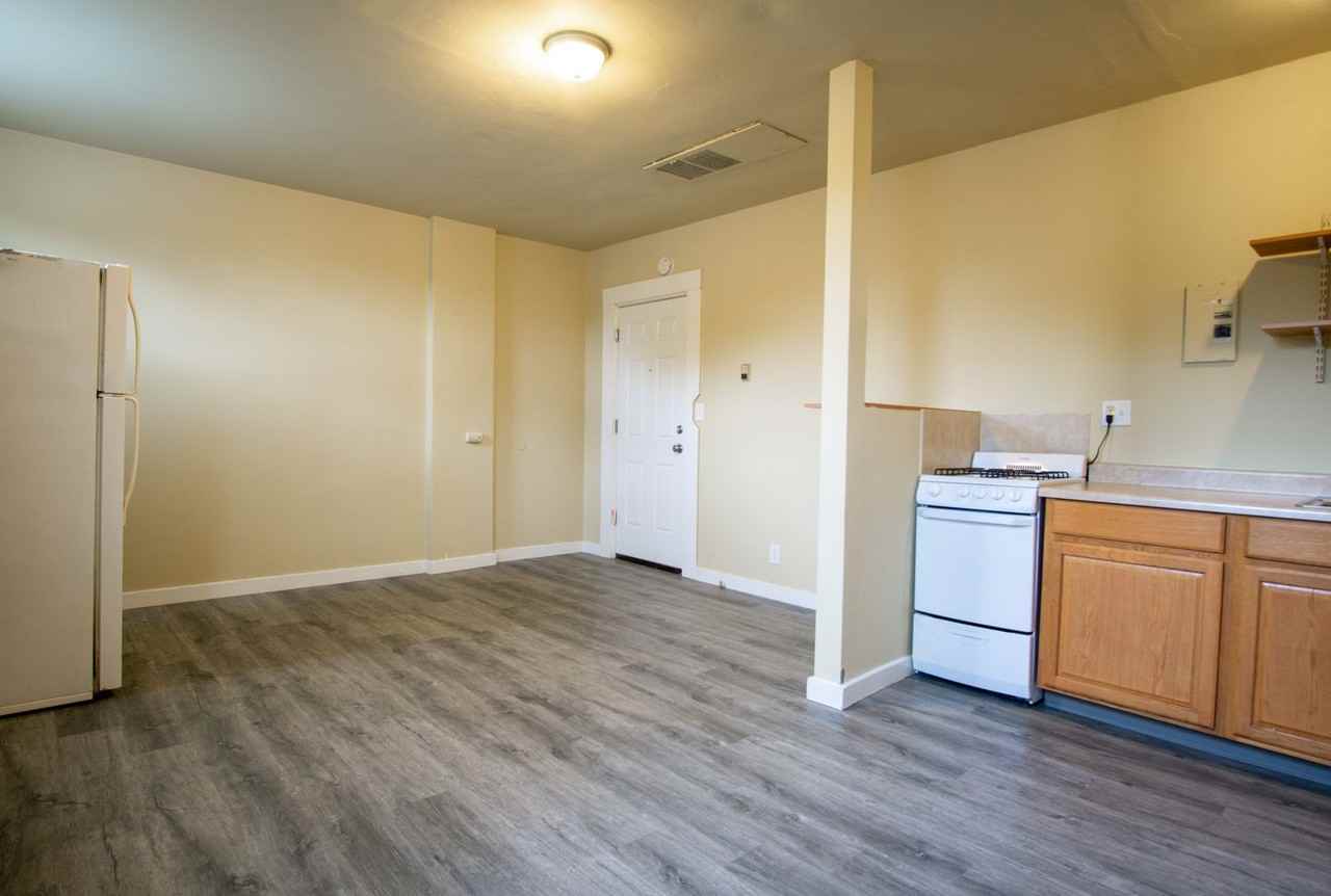 2044 N Kilpatrick St #102 - Photo 4 of 9