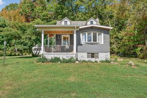 featured image of 1017 Bruyn Tpke