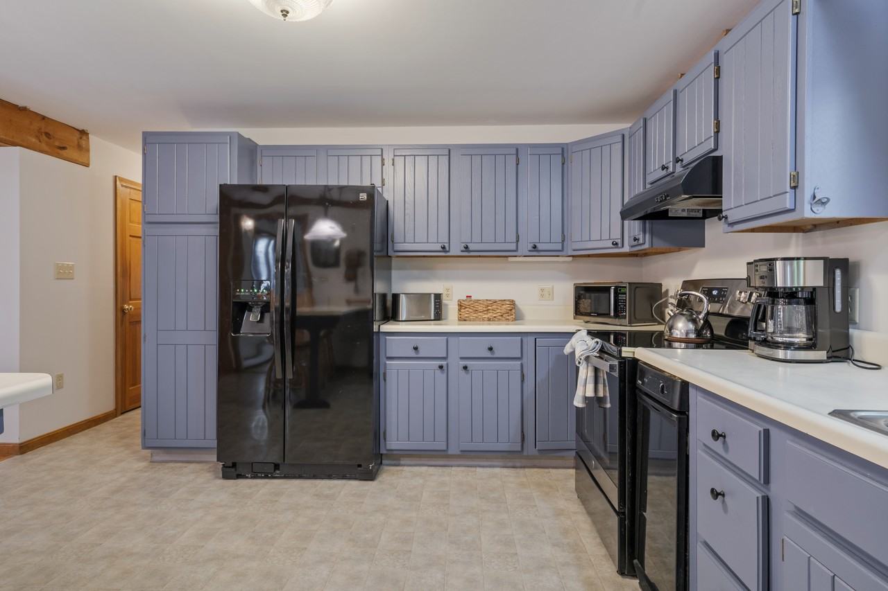 2 Cranberry Ln - Photo 3 of 21