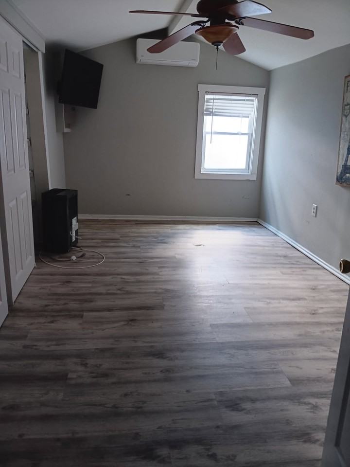 302 Atlantic Ave - Photo 5 of 6