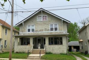 featured image of 604 W Main St