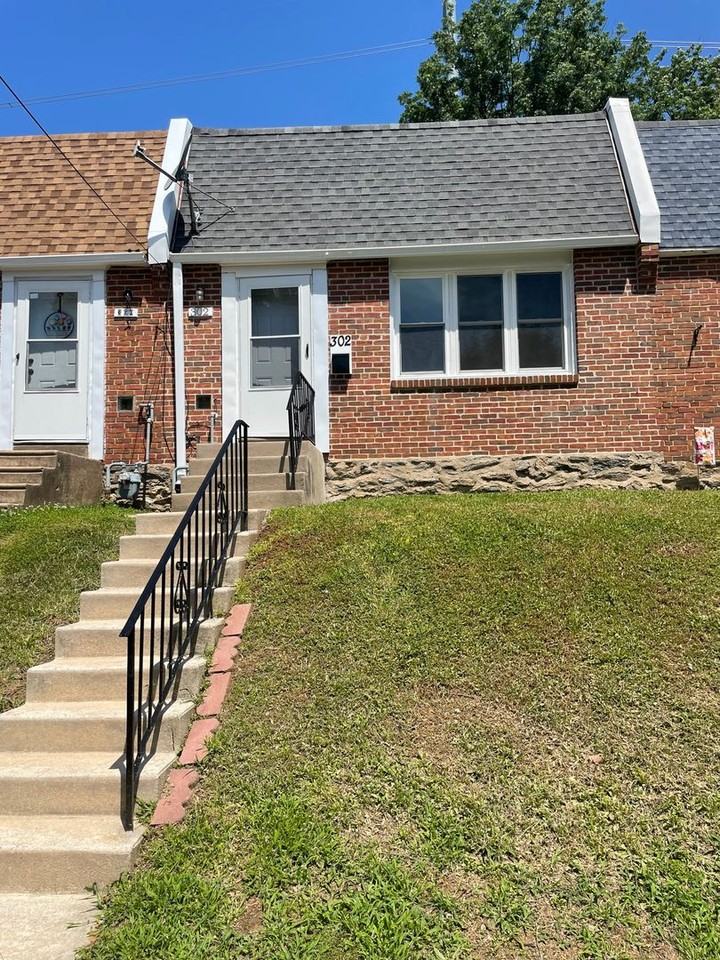 302 White Ave - Photo 2 of 25