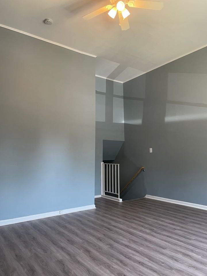 302 White Ave - Photo 4 of 25