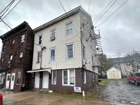 162 Throop Ave - Photo 1 of 1