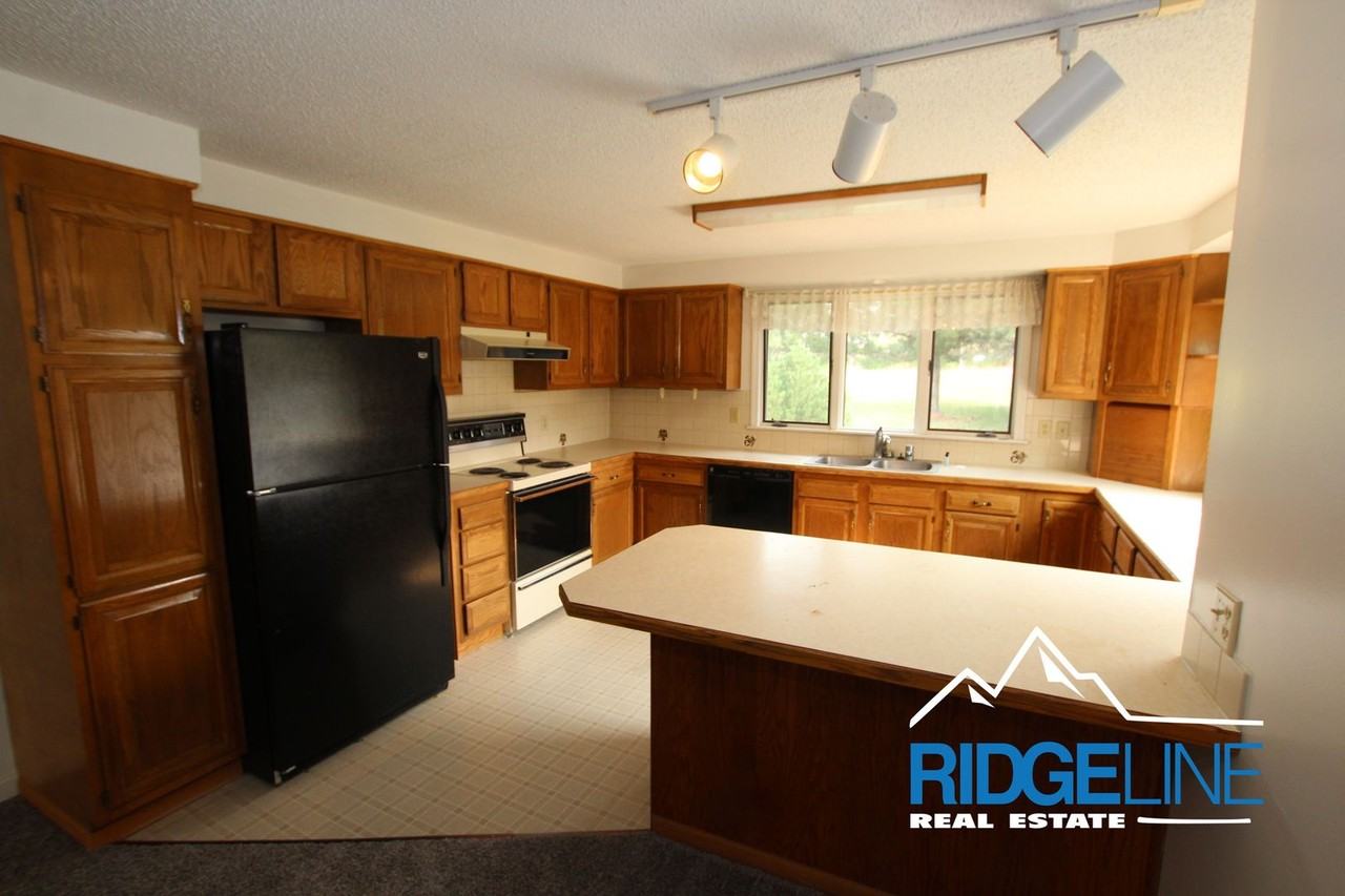 409 25th Ave S - Photo 3 of 12