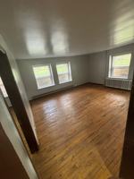 featured image of 729 W Cedar St