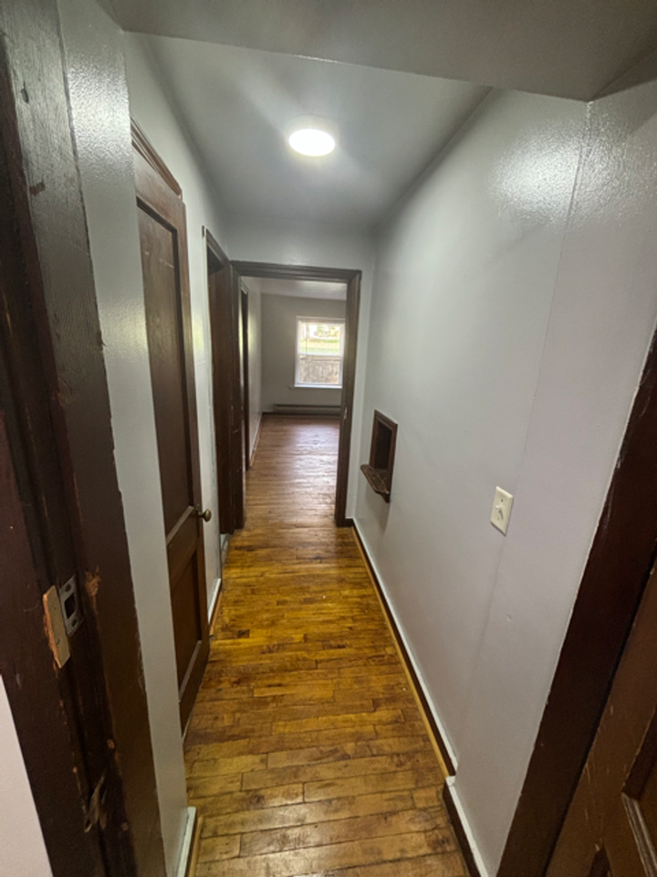 729 W Cedar St - Photo 3 of 15