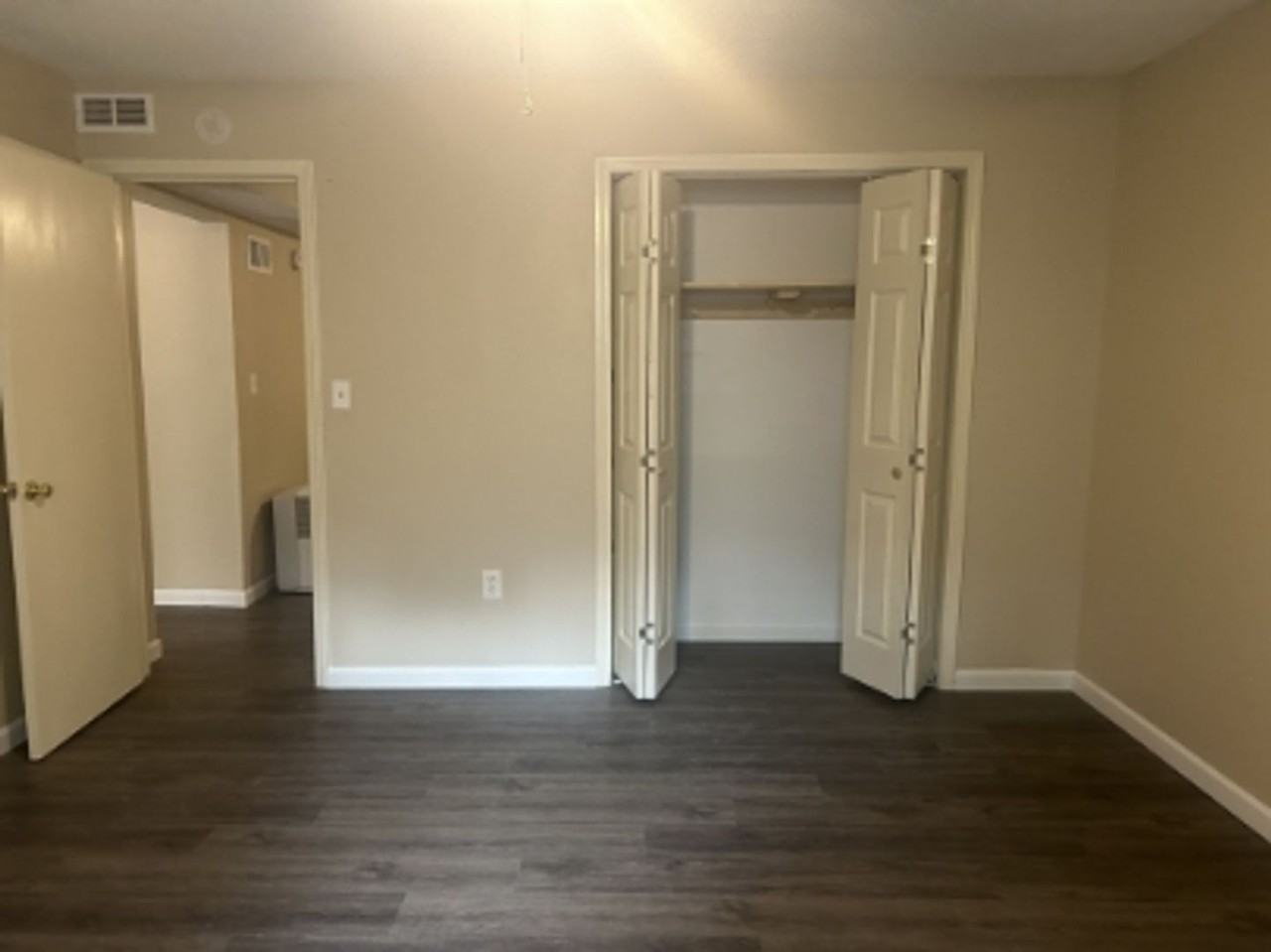 316 Fairmont Dr - Photo 7 of 19