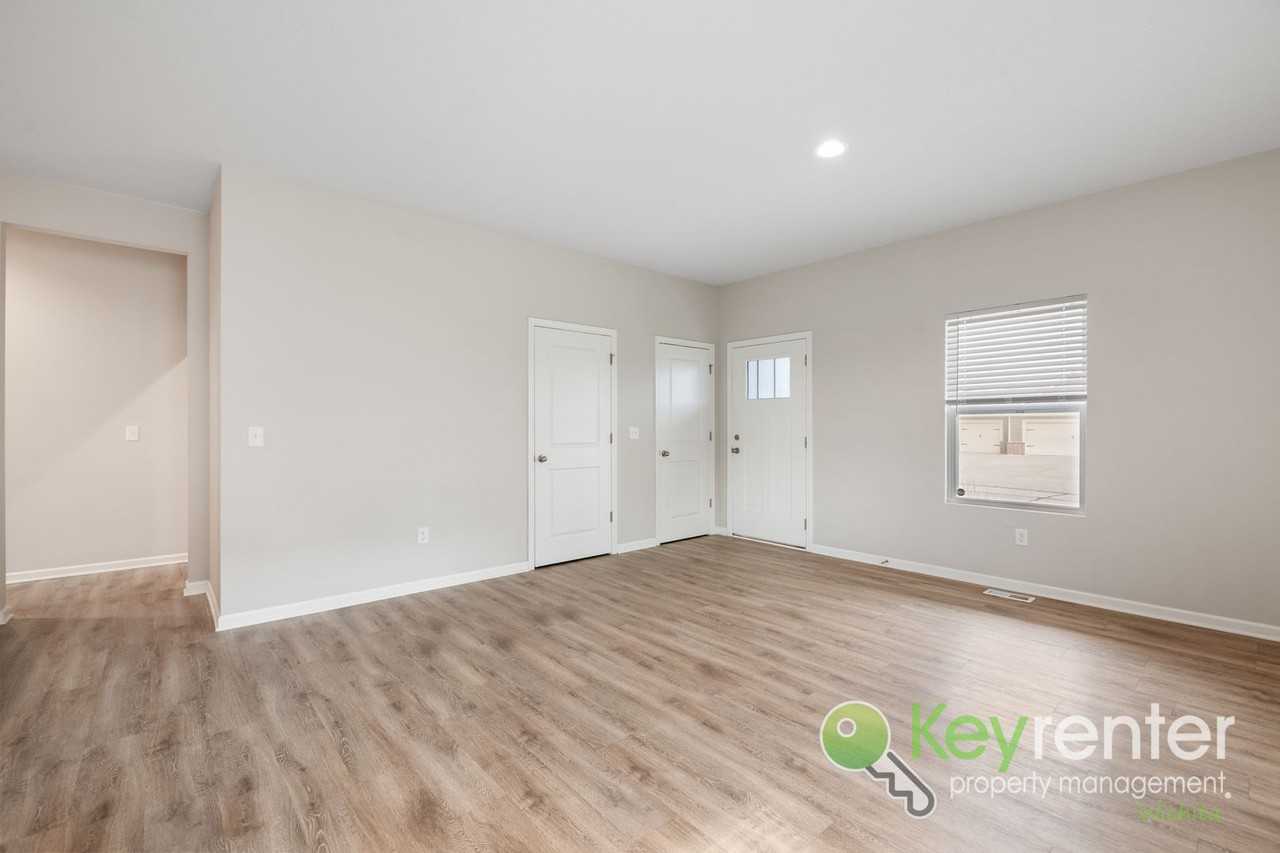 1335 South Rocky Creek Road - Photo 6 of 31