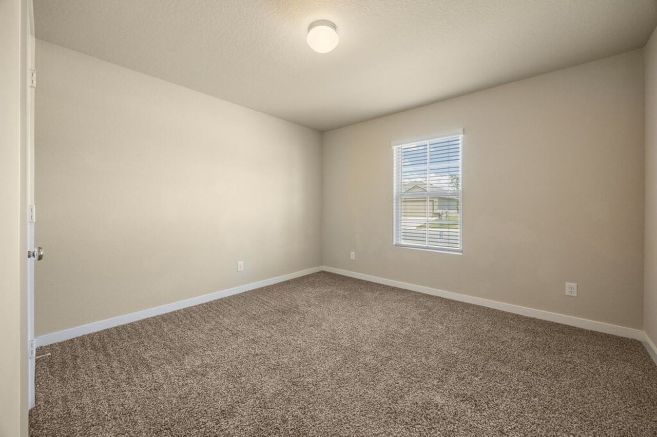 10708 Rosalina Loop - Photo 4 of 50