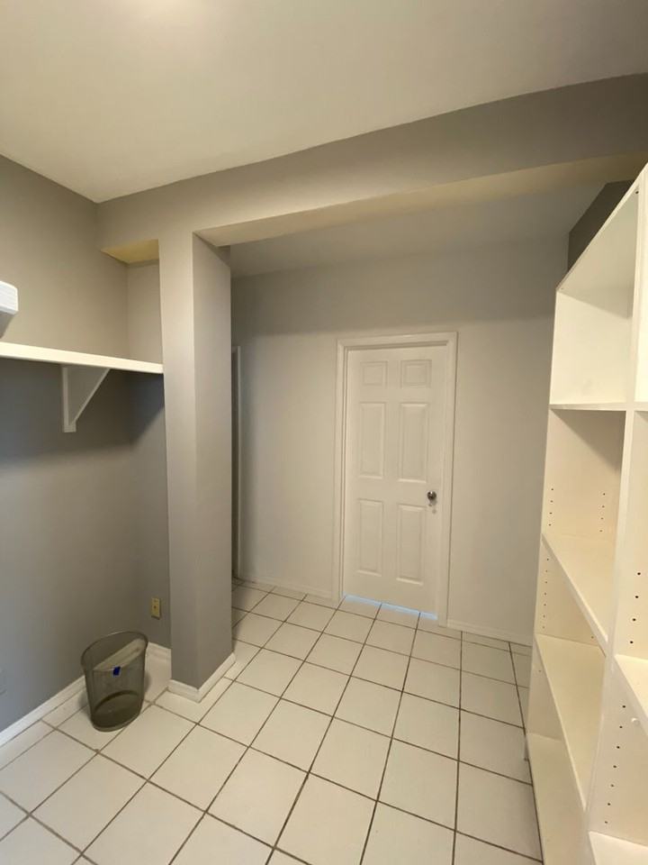 64 W Mcmillan St - Photo 4 of 26