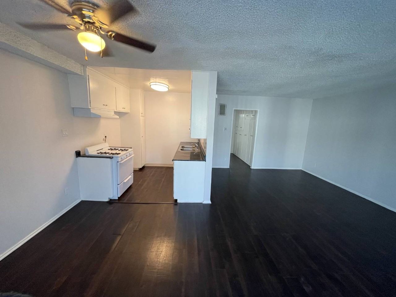 21827 Lanark Street #24 - Photo 5 of 18