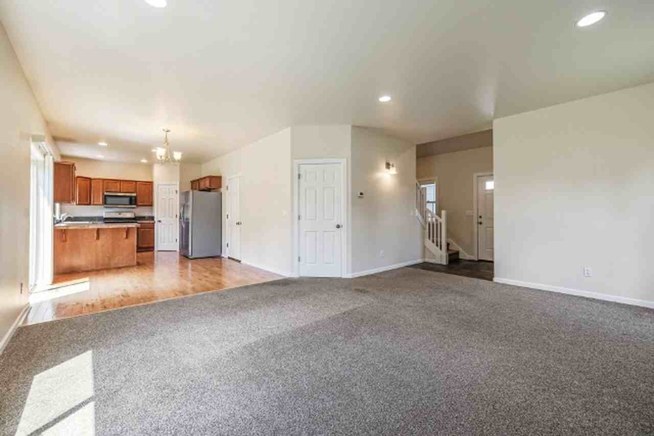 3722 Birddog Dr - Photo 3 of 23
