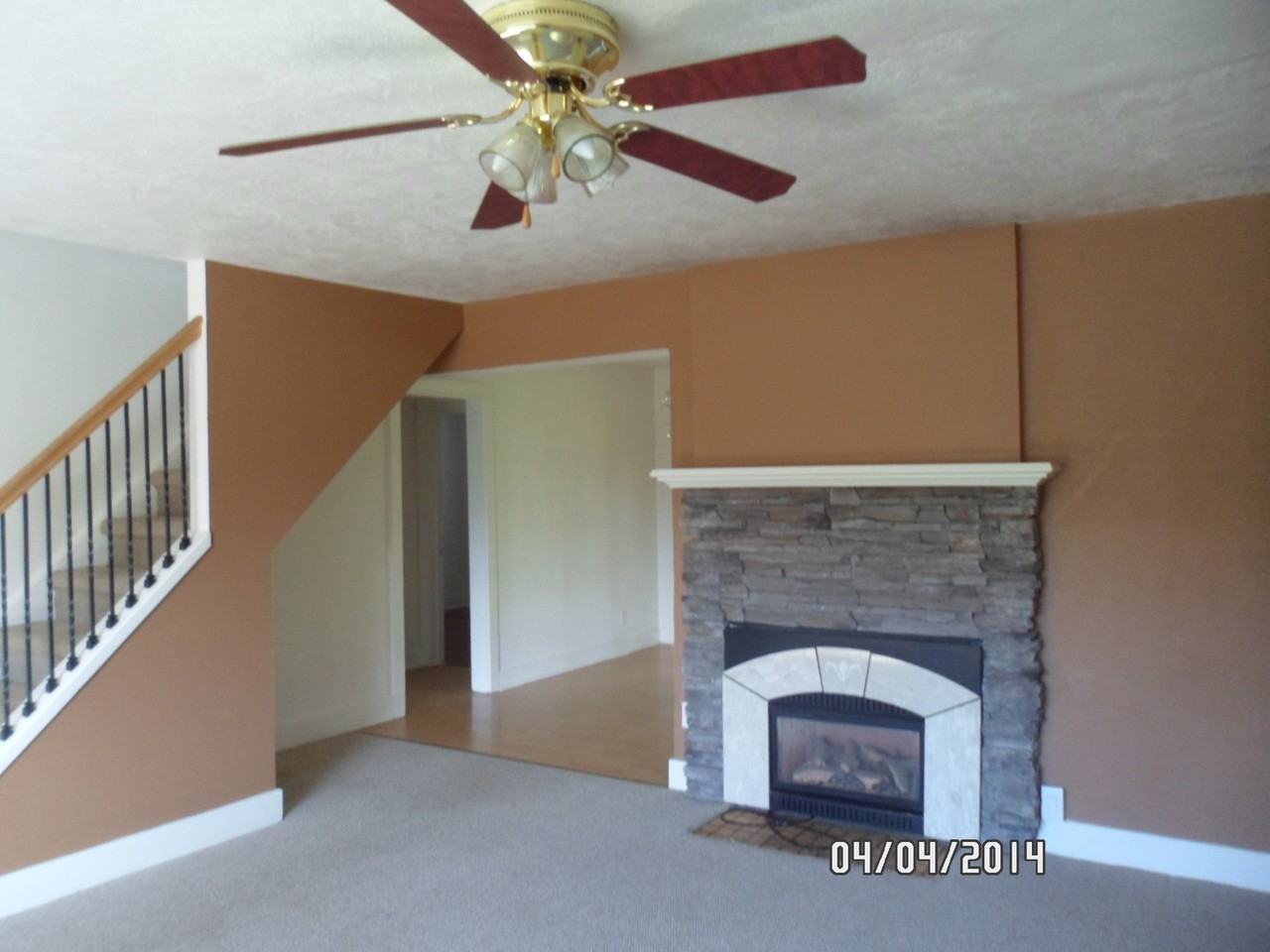 123 Nw 9th St - Photo 2 of 5