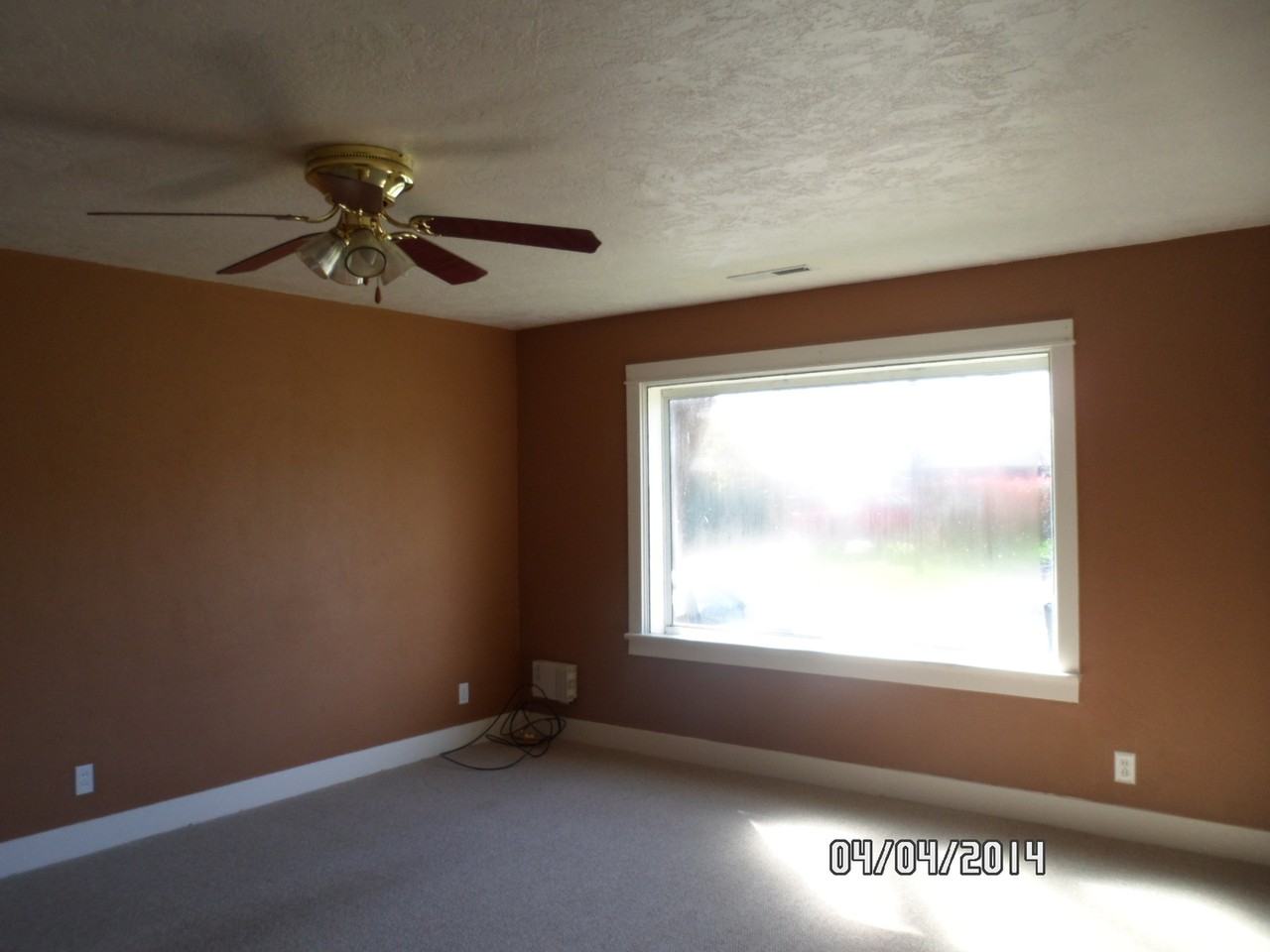 123 Nw 9th St - Photo 3 of 5