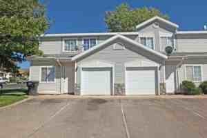 featured image of 294 E Cobblecreek Dr