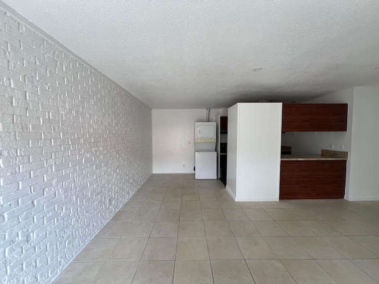 1755 Forest Hill Blvd West Palm Beach, FL 33406 - Photo 5 of 37