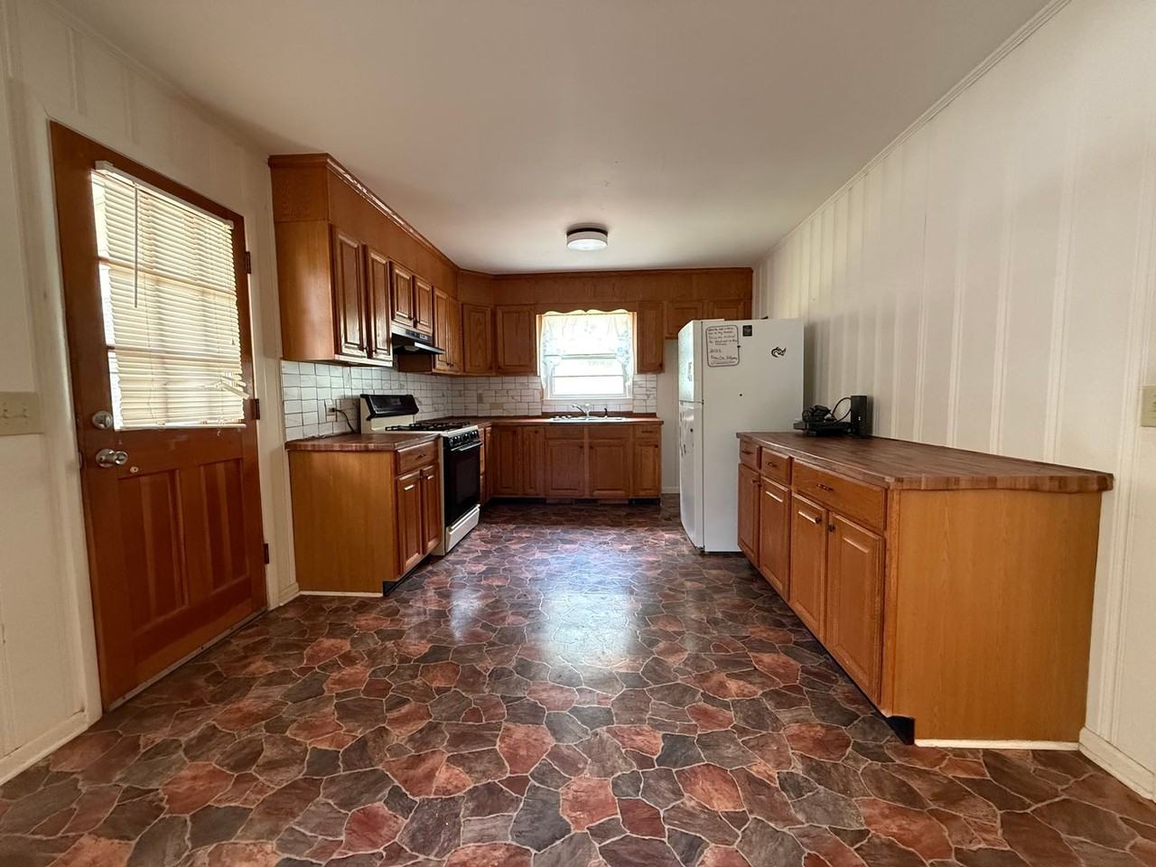 36 Freebird Ln - Photo 3 of 9