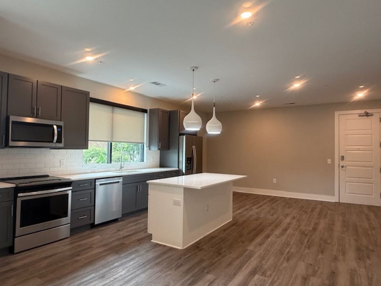 Urban Place - Photo 4 of 25