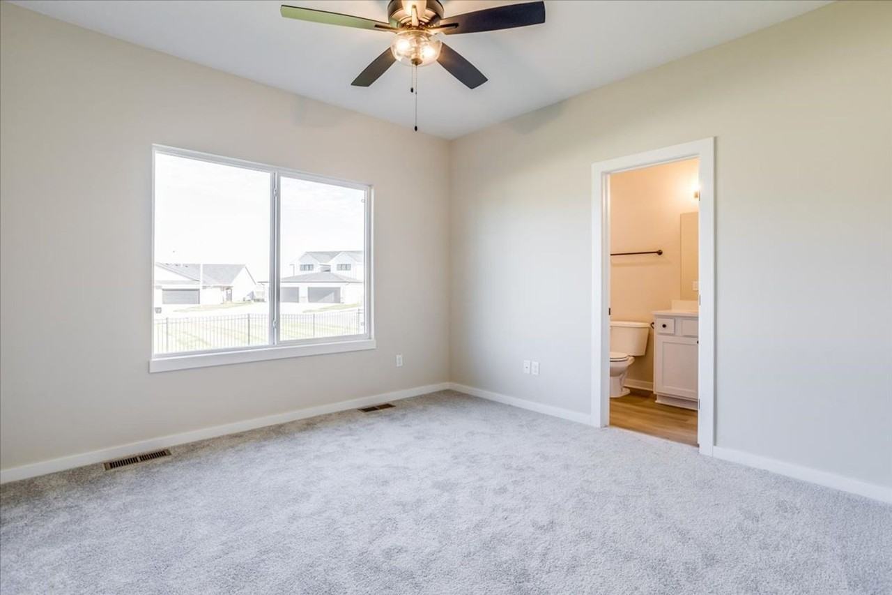 12048 W Swift Fox St - Photo 5 of 14