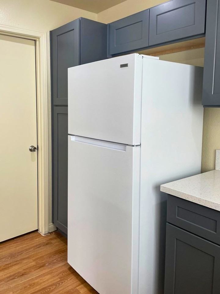 1905 Villa Vista Way - Photo 4 of 15