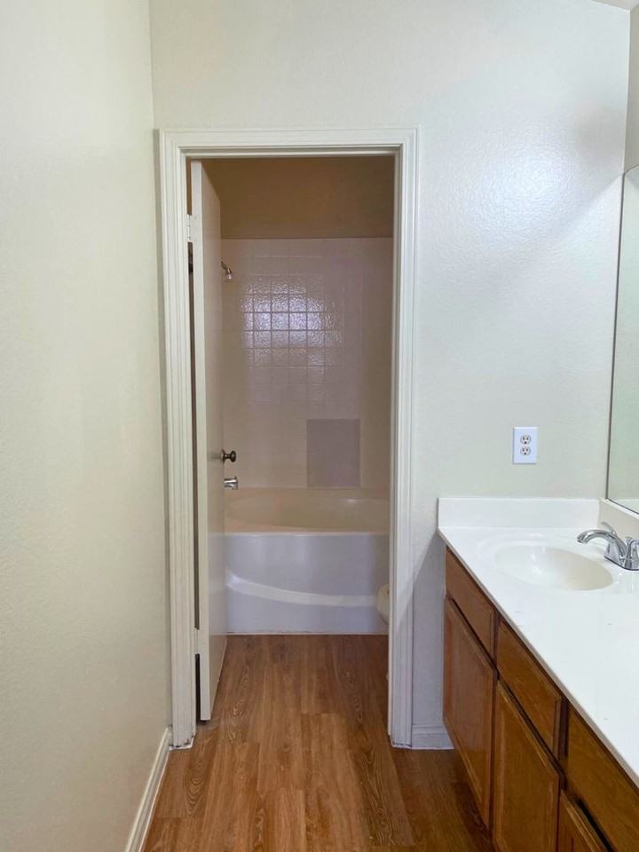 1905 Villa Vista Way - Photo 6 of 15