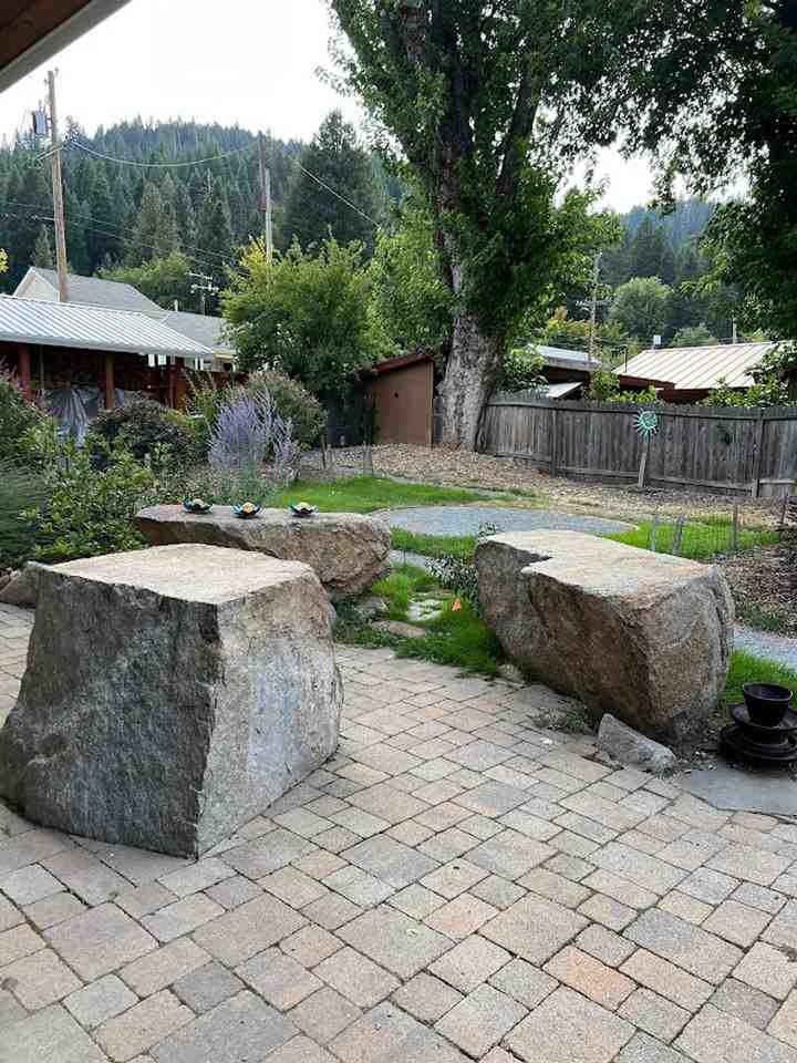 189 Coburn St - Photo 2 of 13