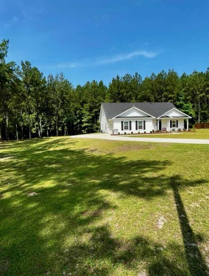 140 Shumard Ct - Photo 2 of 18