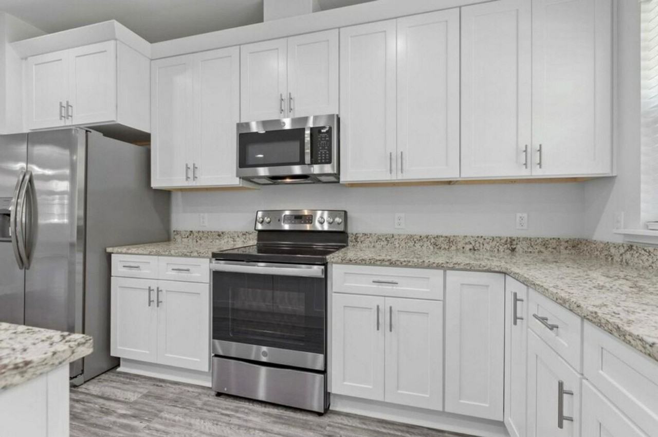 140 Shumard Ct - Photo 6 of 18