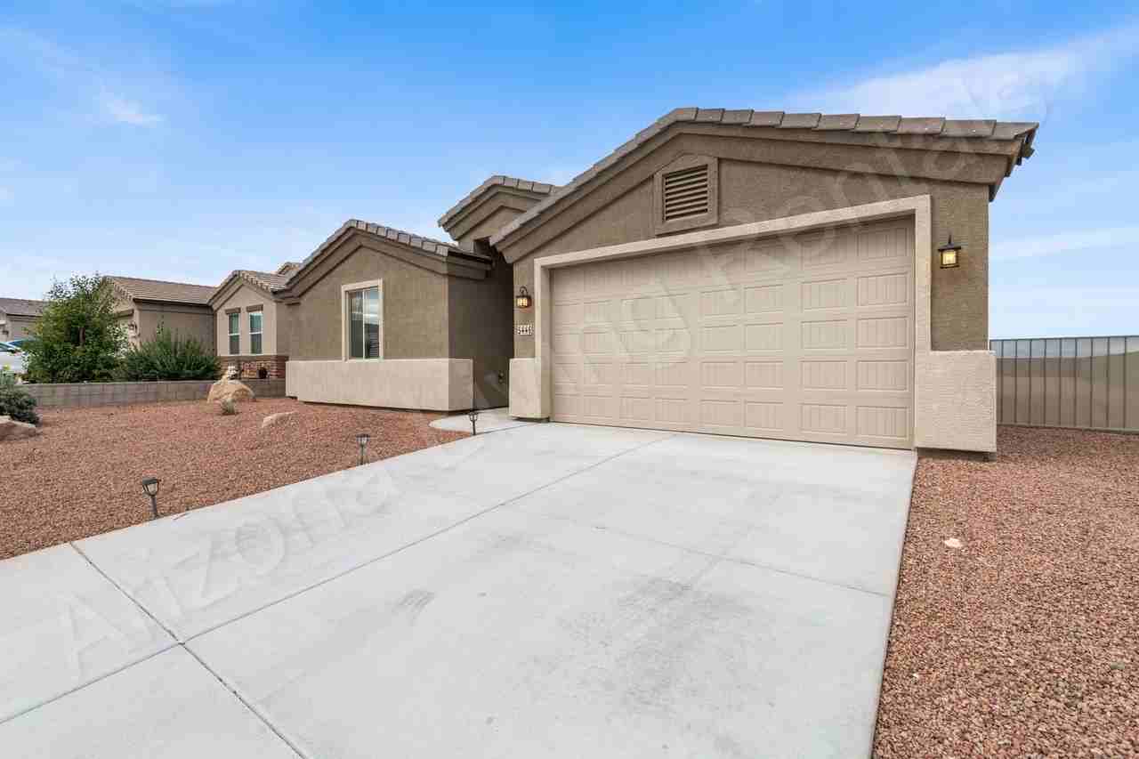 5446 Eagle View Rd - Photo 3 of 27