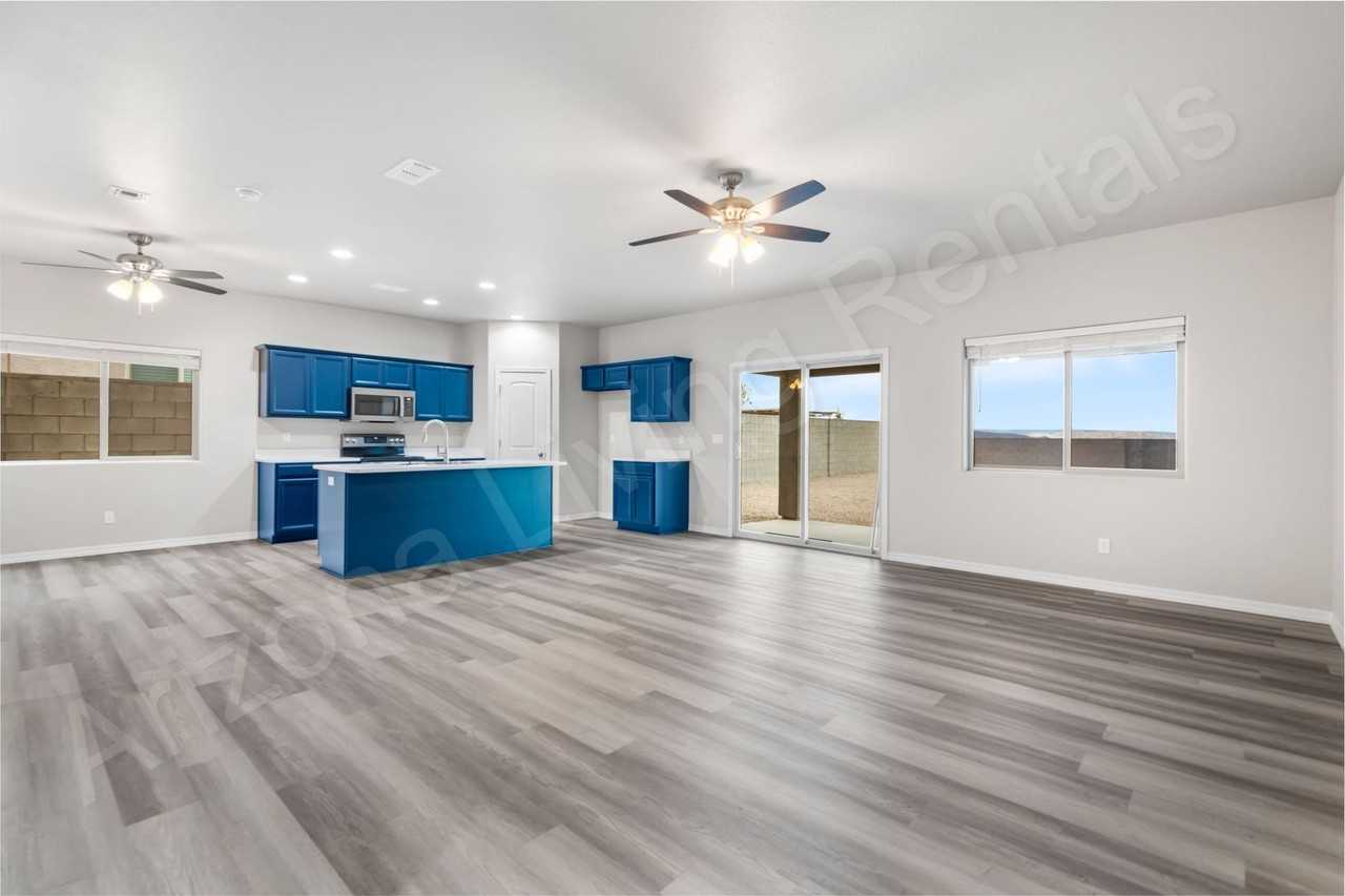 5446 Eagle View Rd - Photo 6 of 27