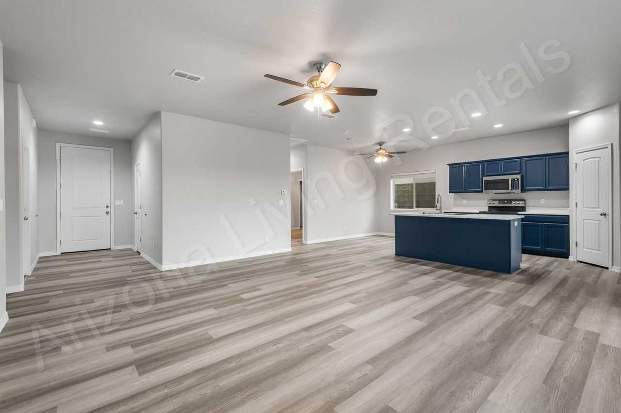 5446 Eagle View Rd - Photo 7 of 27