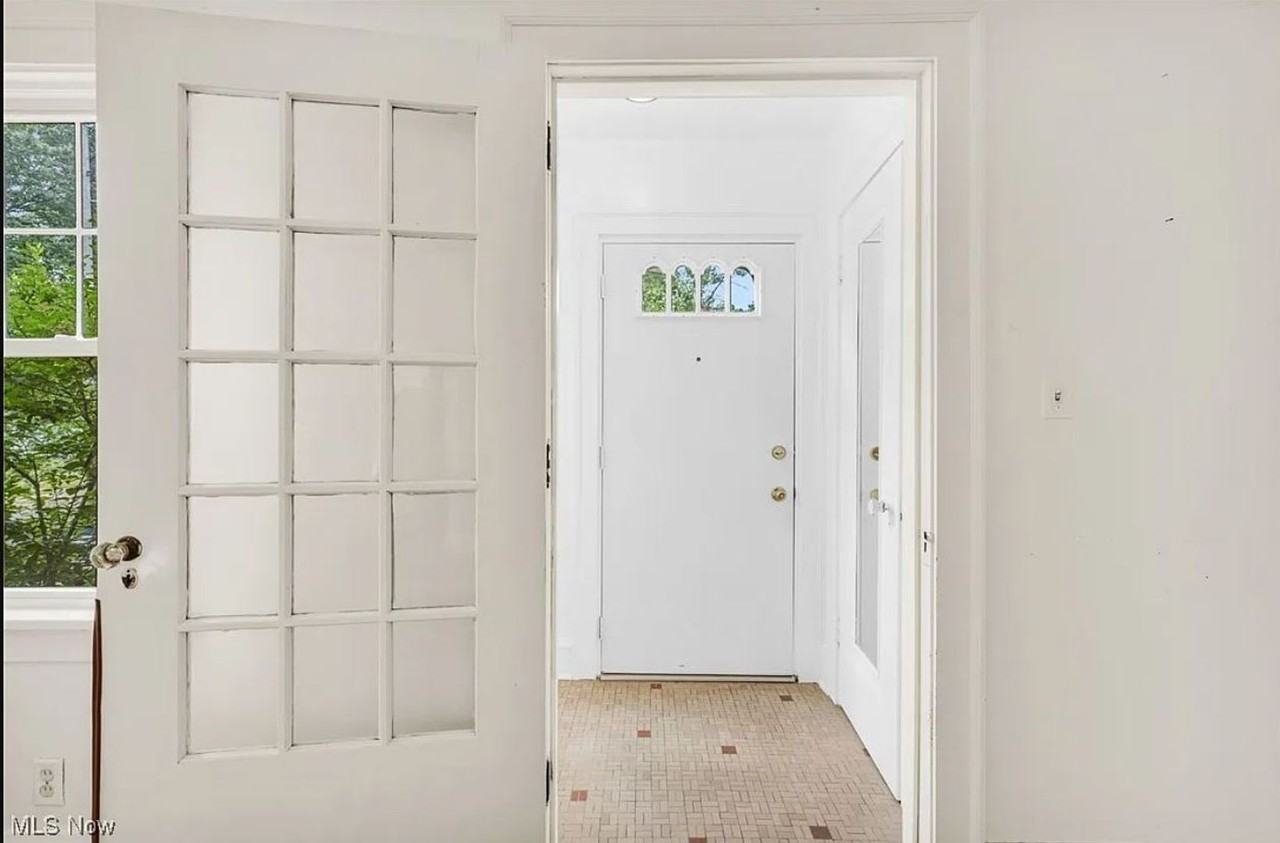 2605 S Taylor Rd - Photo 4 of 50