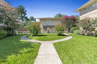 6127 Bandera Ave #B - Photo 1 of 1