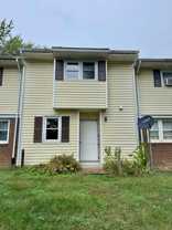 210 Holly Hill St #C - Photo 1 of 1