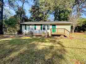 2911 Circle Dr - Photo 1 of 1