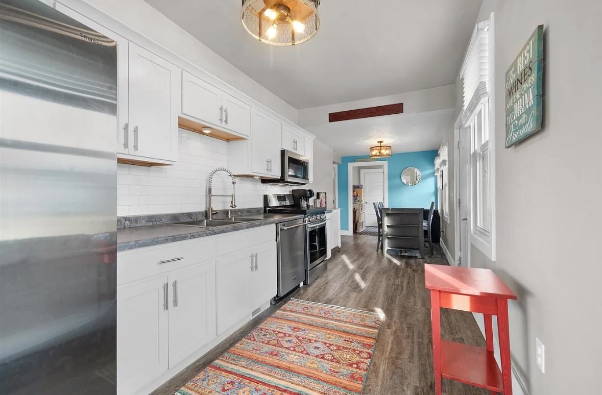 1571 Charles St #NA - Photo 2 of 20