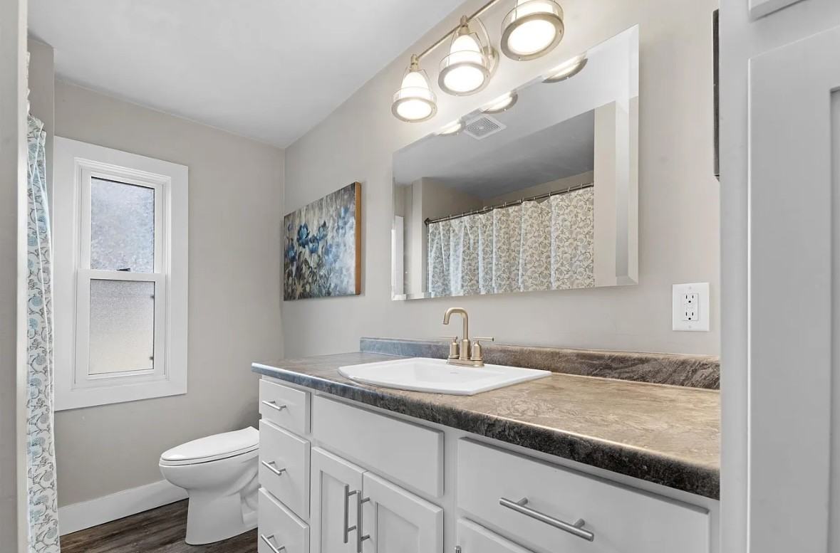 1571 Charles St #NA - Photo 7 of 20