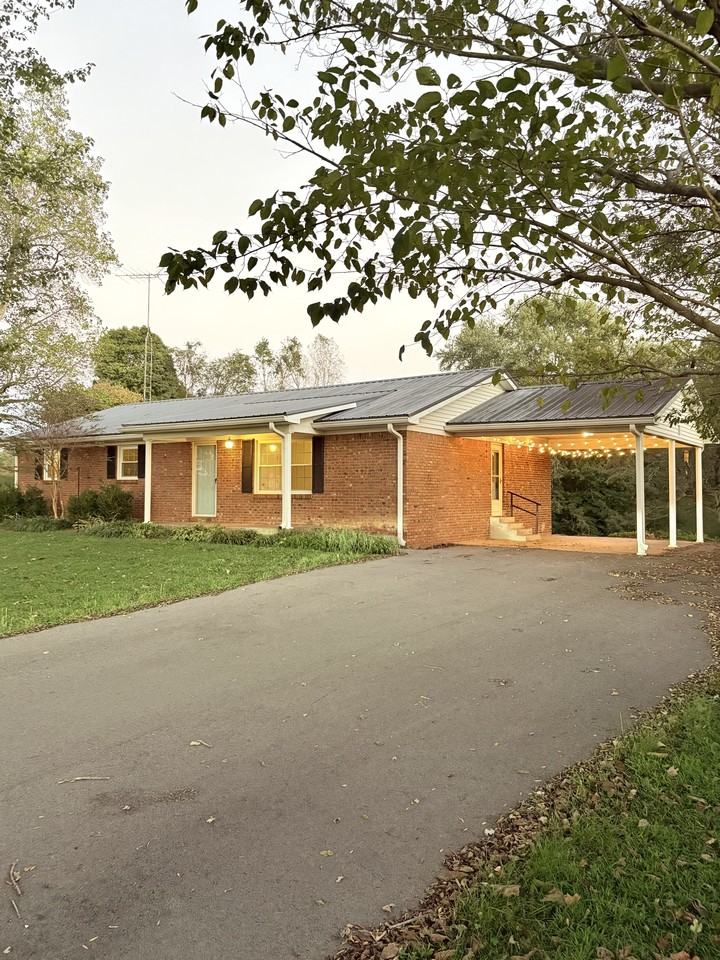 660 Plano Richpond Road #NA - Photo 2 of 26